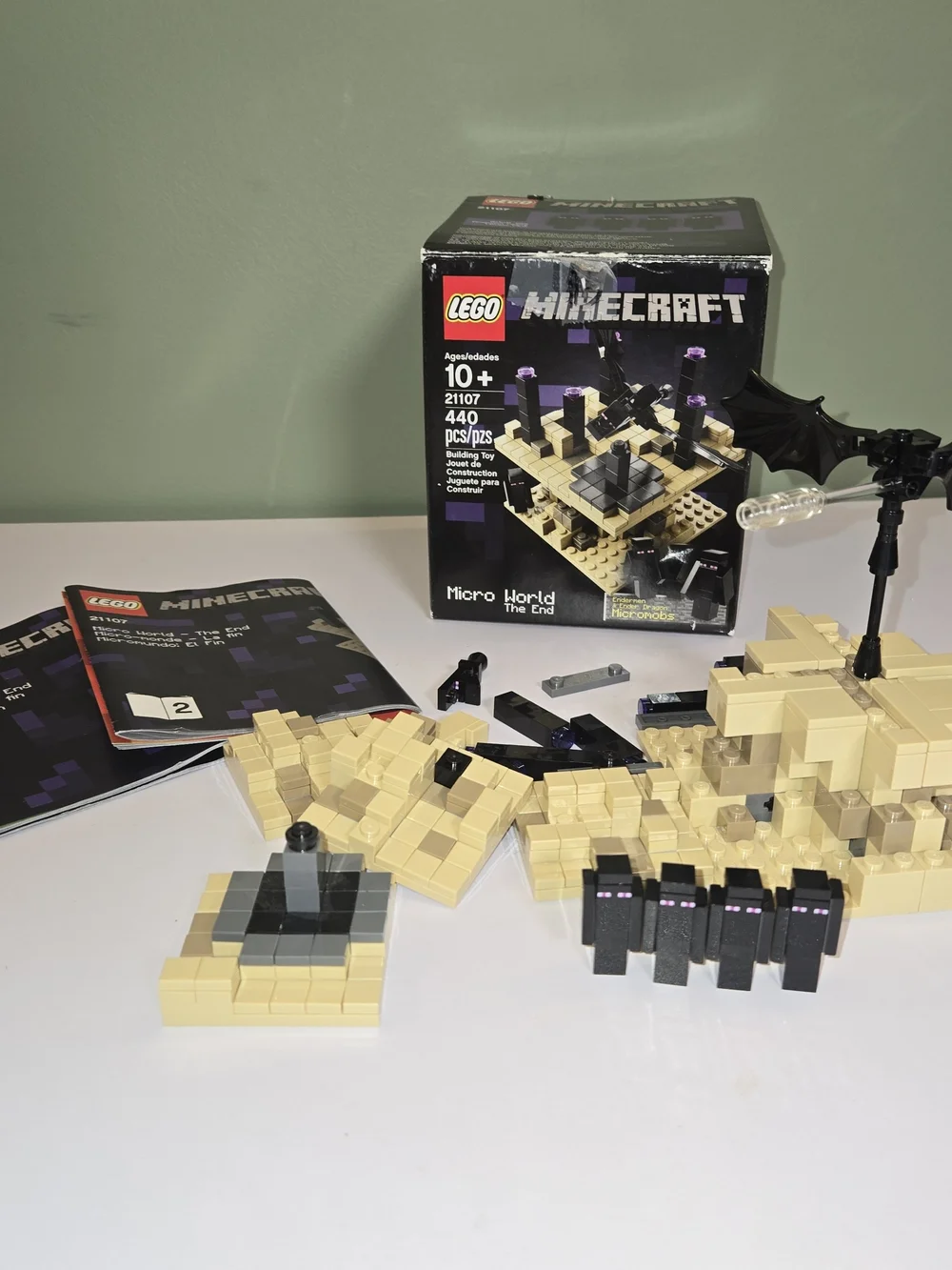 LEGO Minecraft: Micro World - The End (21107) - Instructions & Complete Figures